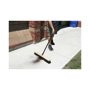 Balais-poussoirs Pathfinder à coupe latérale man using natural wood block broom brush with black and green brissels to clean outdoor pathway, Side-Clipped Pathfinder Rough Push Broom Head, SIZE, 18 Inch, FLOOR CLEANING, PUSH BROOMS, 4484,4485