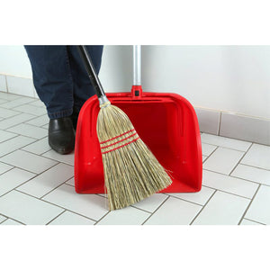 Bac à déchets géant, 14 pouces x 14 pouces man sweeping red debris pan with silver handle, black handle and red broom, Jumbo Debris Pan, 14 Inch X 14 Inch, FLOOR CLEANING, DUST PANS, 4971