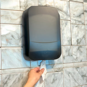 Dispensador de toallas con tirador central CP550